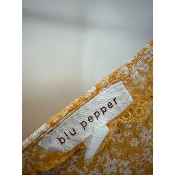 Blu Pepper Yellow Floral Print V-Neck Sleeveless Tiered Mini Dress Women's Small - Picture 5 of 8